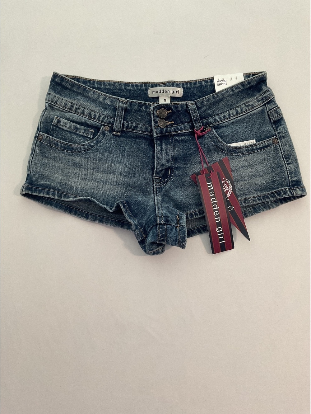 08/11 007 Madden Girl Denim Shorts Size 9